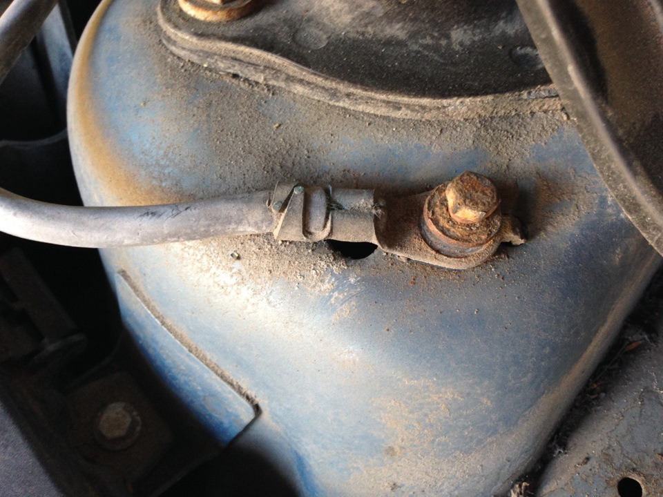 bad_massa_1 Погана маса в автомобілі: чому електроніка починає працювати нестабільно